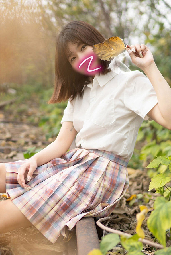 福利姬小云朵私拍户外SM尺度人体图集