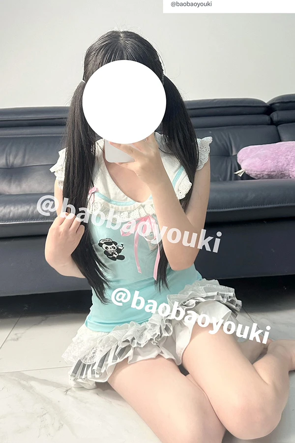 白虎福利姬@youki 在成都尺度私拍视图合集2